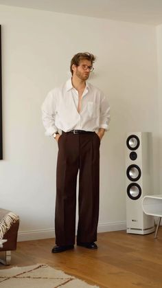 Mens Date Night Outfit Classy, Brown Pants Men, Date Night Outfit Classy, Trendy Boy Outfits, Man Dressing Style, Classy Outfits Men, Stylish Mens Fashion, Guys Clothing Styles, Smart Trousers