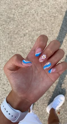 Cute Summer Nails Acrylics Short, Summer Beach Nails Acrylic, Almond Nails Designs Preppy, Nail Ideas For Beach, Short Almond Nails Summer Designs, Nails Acrylic Short Summer Beach, Blue Nails For The Beach, Beachy Square Nails, Short Nail Designs Summer Square