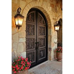 iron double exterior door with round top and scrollwork Spanish Style Doors, Modern Mediterranean Decor, Style Hacienda, Modern Mediterranean Homes, Hacienda Homes, Hacienda Style Homes, Tuscan Design, Entrance Door Design