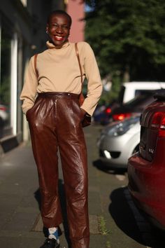 Leather trousers are multi-tasking wardrobe wonders, whatever the season. We love them for summer festivals with a crop top and cool wedges and during the cold-wearher season with a chunky knit or turtleneck. Invest in the look with this vintage 90s design by the brand Genel.With a classic silhouette and hue, they are a forever-wear piece.  Size: small to XS. I am a size DE34 and they fit exactly Please see measurements for more information condition: the inside is not lined and the previous own Leather Pants 90s, Brown Leather Trousers, 90s Design, Minimalist Women, Womens Trousers, Pants Vintage, Leather Trousers, Summer Festival, Women's Trousers