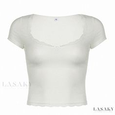 Lasaky - Stylish Short Sleeve Top with Color-Blocked Hem, Bow Tie Detail, and Square Neckline Cute White Shirt, Cute White Shirts, Bustier Top, Square Necklines, Short Sleeve Top, Square Neckline, Types Of Collars, White Shirt, Bow Tie