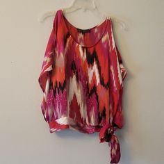 Dolloman Multi-Colored Top With Tie Accent. Size M. Never Worn. Has Attached Matching Undershit. Pink Sleeveless Blouse For Night Out, Multicolor Blouse For Night Out, Casual Pink Top, Heart Soul, Pink Black, Multi Colored, Black Pink, Top Blouse, Blouses