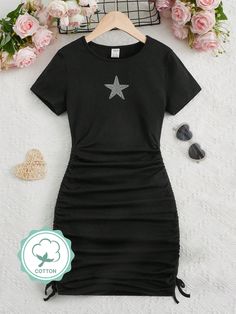 Black Casual Collar Short Sleeve Knitted Fabric Geometric Fitted Embellished Slight Stretch  Teen Girls Clothing Teenage Birthday Outfits Ideas, Side Ruched Dress, Casual Dresses For Teens, Teen Girl Dresses, Birthday Girl Dress, Fashion Cap, Black Dress Outfits, Old Dresses