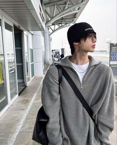 Harang3_3 Icon, Chinese Boy Outfit, Airport Fashion Men, K Fashion Men, Korean Boy Style, Boy Clothes Aesthetic, Korean Boy Outfit, Aesthetic Boy Outfit, Boy Outfits Aesthetic