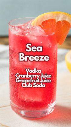 Sea Breeze Cocktails For The Beach, Pitcher Mixed Drinks, Sweet Drinks Alcohol, Summer Adult Drinks, Refreshing Summer Drinks Alcohol, Fancy Alcoholic Drinks, Sweet Cocktail Recipes, Fun Summer Drinks Alcohol, Alcoholic Drinks For A Party