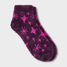 Wrap your feet in warmth and comfort with the Women's Stars Cozy Low Cut Socks - Auden™ 4-10. These soft, snug socks feature a playful star pattern that adds a fun touch to your loungewear. Perfect for chilly days or relaxing at home, they’re made to keep your feet warm all day long. With a comfy fit and a bit of flair, these socks are a cozy essential for your wardrobe. Auden™: Fit for you in every way. Cozy Purple Winter Socks, 90s Socks, Neat Clothes, How To Wear Rings, Wishlist 2024, Low Cut Socks, Fuzzy Socks, Have A Day, Star Pattern