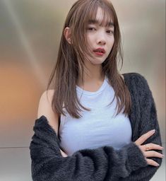 Korean Short Hair, Layered Cuts, 로고 디자인, Fitness Inspo, Post On Instagram, Hair Inspiration, Hair Stylist, Short Hair Styles, Hair Color