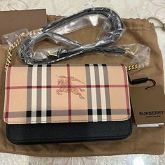 100% Authentic Burberry Hayes Soft Grain Haymarket Color Black Brand New With Tag Come With Burberry Dust Bag Burberry Black Crossbody Bag, Burberry Crossbody Bag, Burberry Bag, Black Color, Burberry, Grain, Crossbody Bag, Dust Bag, The 100