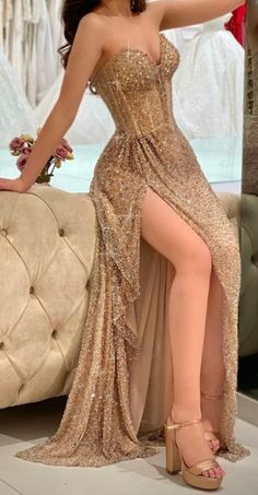 Court Train Prom Dress, Side Split Prom Dress, Split Prom Dresses, Gold Evening Dresses, Simple Prom Dress, Sweetheart Prom Dress, Prom Dresses Sleeveless, Looks Party, Prom Dress Inspiration