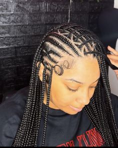 Versatile Knotless Braids With Cornrows, Versatile Braids Hairstyles, Versatile Braids For Black Women, Versatile Knotless Braids, 2023 Braided Hairstyles For Black Women, Long Lasting Braid Styles, Scalp Braids With Knotless In The Back, Versatile Fulani Braids, Funali Braids With Knotless