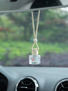 Car Ornaments, Home Scents, Candle Diffuser, Automotive Interior, Perfume Bottle