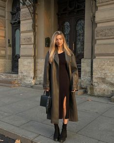 Liza Rudkevich, Vinter Mode Outfits, Coat Outfits, 가을 패션, Autumn Outfit, Outfit Inspo Fall, Looks Style, Winter Fashion Outfits, Winter Looks