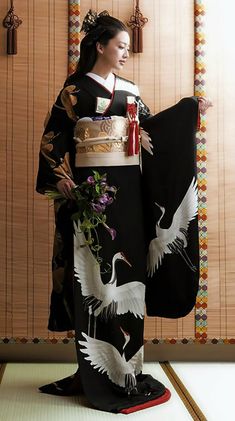 Old Time Japan Kimono Photography, Moda Kimono, Furisode Kimono, Japanese Wedding, Wedding Kimono