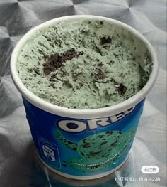 oreo mint icecream Ninja Ice Cream Recipe, Mint Chocolate Ice Cream, Choco Chips, Candy Desserts, Mint Chocolate Chips, Cute Desserts