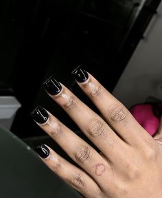 Black Cute Short Nails, Short All Black Nails, All Black Nails Short, Black Short Duck Nails, All Black Short Nails, Short French Tip Acrylic Nails Black, Black Short Nails Acrylic, Short Black Gel Nails, Cute Short Black Nails