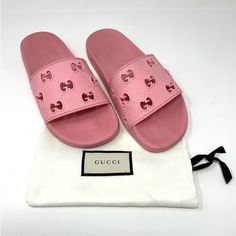 Authentic Gucci Interlocking Gg Double G Logo Rubber Pool Slides Flat Sandals In Pink. Women's Eu 40 Preowned Shoes With Signs Of Dirt / Wear To Insoles / Outsoles And Minor Dirt / Scratching/Scuffing To Uppers. All Pictures Are Of Actual Shoes. Shoes Are Shipped From A Smoke Free Home With One Gucci Dust Bag (Some Signs Of Dirt), No Box. Double G Logo, Cute Slides, G Logo, Gg Logo, Shoes Shoes, Pool Slides, Flat Sandals, Women's Shoes Sandals, Slides