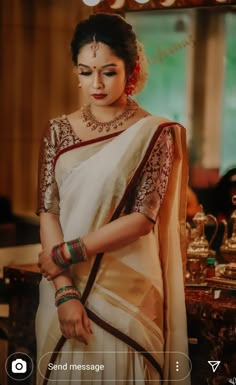 Dhavani Set New Model Kerala, Dawani Designs Kerala Style, Kerala Engagement Dress, Kerala Saree Blouse, Saree Inspiration, Brocade Blouse Designs, Kerala Saree Blouse Designs, South Indian Wedding Saree