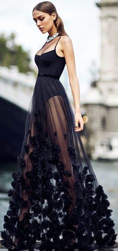 Nyc Aesthetic, Cheap Evening Dresses, Black Prom Dress, Beauty Dress, Long Black Dress, Cheap Prom Dresses, 가을 패션, Gorgeous Gowns, Party Gowns