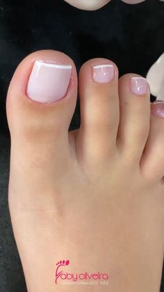 American Pedicure, Popular Shoes For Women, Pedicure Rosa, French Tip Toes, Thick Sole Shoes, French Pedicure, Acrylic Toes, Acrylic Toe Nails