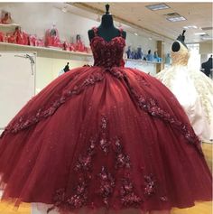 $ 589.00 Red Quince Dress, Quince Inspiration, Red Quinceanera Ideas, Burgundy Quinceanera Dresses, Dresses Sweet 16, Mexican Quinceanera Dresses, Quinceanera Themes Dresses, Sweet 15 Dresses, Sweet 16 Dress