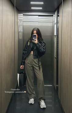 Casual Chic Outfits, Casual College Outfits, Chique Outfits, Winter Fashion Outfits Casual, Everyday Fashion Outfits, Casual Day Outfits, Elegante Casual, Quick Outfits, Looks Street Style