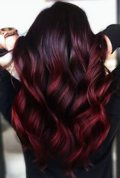 Wine Hair Color Balayage, Red Wine Hair Color, Red Wine Hair, Pelo Color Borgoña, Pelo Color Vino, Black Cherry Hair Color, Black Cherry Hair, Deep Red Hair, Red Balayage Hair