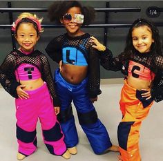 Tlc Costume Ideas, Tlc Halloween Costume, Tlc Outfits 90s Ideas, Tlc Costume, Tlc Outfits 90s, Outfits For Halloween, Decade Day