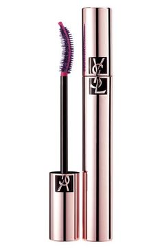 What it is: A curling mascara with a unique hybrid brush to dramatically define and curl lashes for an unparalleled full-fan effect and maximum lash lift.What it does: This breakthrough, long-lasting curling mascara formula and its hybrid brush technology work together to instantly lift and lengthen lashes with extraordinary curl and volume. The curved elastomer combs on each side of the brush ensure clean and full eyelash definition, while rounded fiber bristles create dimension and curl. Comfo Ysl Makeup, Curling Mascara, Brunette Balayage Hair, Mascara Tips, Lengthening Mascara, Best Mascara, Eye Mascara, Skincare Gift Set, Skin Care Gifts