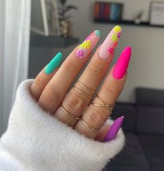 Summer Stiletto Nails, Summer Nails Colors Designs, Neon Nail Designs, French Tip Nail Designs, Pumpkin Nails, Pretty Nail Designs, Nails 2023