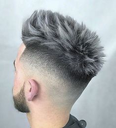 Modern men tapered haircut ideas | Trendy hairstyle ideas Popular Haircuts For Men, Skin Fade Haircut, Haircut Ideas Trendy, Fade Haircuts For Men, High Fade Haircut, Best Haircuts For Men, Mens Hair Colour, Chestnut Hair Color, Skin Fade