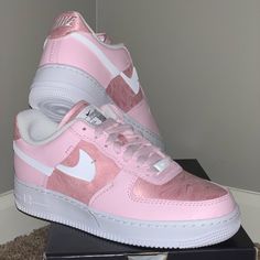 *Rare* Nike Af1 Pink Foam W8.5 Rare Nikes, Pink Bubbles, Nike Pink, Shoes Nike, Women's Nike, Womens Shoes Sneakers, Nike Shoes, Nike Women, Shoes Sneakers