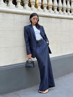 Long Skirt Suits, Woman Suit, Vintage Suit, Casual Chique, Corporate Outfits, Outfit Look, Fashion Mistakes, Looks Chic, Blazer Outfits