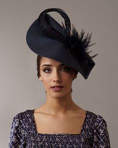 Beautiful navy blue feathers fascinator. The navy hat is decorated with navy feathers and an elegant pheasant feather. The color range of the headdress makes it very easy to combine. It is a perfect dress fascinator hat for any Special Occasion like Kentucky derby, weddings, Polo match, Melbourne cup or Ascot races. It is mounted on a headband that allows to tilt the fascinator to the liking of each one. You can choose the side of the head where you like to wear the fascinator. The headdress has Formal Mini Hats With Feather Trim For Royal Ascot, Evening Fascinator With Feather Trim And Short Brim, Elegant Blue Feathered Costume Hat, Elegant Blue Feathered Costume Hats And Headpieces, Feather Trim Top Hat For Royal Ascot Evening, Top Hat With Feather Trim For Royal Ascot Evening, Chic Fascinator With Feathers For Races, Evening Top Hat With Feather Trim For Royal Ascot, Elegant Feather Trim Fascinator Hat