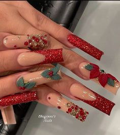 Winter Coffin Nails, Nail Designs With Diamonds, Nails Glitter Ombre, Nail Designs Colors, Diamond Nail Designs, Coffin Nail Designs, Acrylic Toe Nails, Tree Nails