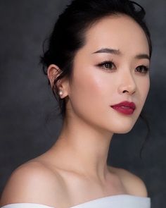 Chinese Bridal Makeup, Bridal Makeup Asian Brides, Actress Makeup, Asian Wedding Hair, Thai Makeup, Makeup With Glasses, Hairstyle Bridesmaid, Asian Wedding Makeup, Monolid Makeup