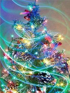 Diamond Painting | Diamond Painting - Christmas Tree | christmas Diamond Painting Religion religion | FiguredArt Animated Christmas, Christmas Gif, Christmas Scenes, Noel Christmas, Tree Ideas, Vintage Christmas Cards, Christmas Tree Lighting, Christmas Images, Christmas Joy