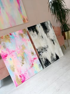 Selected original canvas art displayed with vibrant colours of pink ,gold, blues and black and white. great for modern interior design. Dorm Paintings, Christmas Paintings On Canvas, Easy Canvas Art, Easy Canvas Painting, Cute Paintings, Beginner Painting, Flower Canvas, Mini Canvas Art