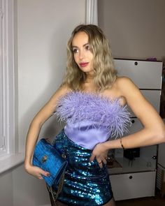 Fitted Sleeveless Feather Tops, Fitted Sleeveless Feathered Tops, Trendy Lavender Top For Party, Trendy Feather Trim Tops For Spring, Trendy Fitted Tops With Feather Trim, Trendy Fitted Top With Feather Trim, Purple Crop Top For Spring Night Out, Trendy Zara Crop Top, Zara Purple Party Top