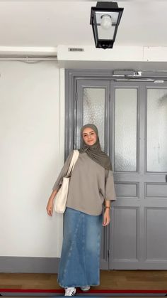 Summer Fits For Hijabis, Simple Hijabi Outfits, Asha Aesthetic, Aesthetic Muslim Outfits, Casual Summer Skirt, Minimalist Fashion Summer, Stylish Plus Size Clothing, Neat Casual Outfits