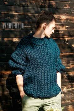 chunky-knit-mens-merino-winter-sweater Super Chunky Knit, Mens Knit Sweater, Knitwear Trends, Big Knits, Yarn Sweater, Chunky Knitting, Mens Sweater, Chunky Knit Sweater, Chunky Wool