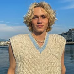 Blonde Hair Guy Aesthetic, Blonde Face Claims Male, Blonde Male Face Claim, Dashiell Lovett, Male Blonde Hair, Blonde Hair Guy, Blond Guys, Blond Guy, Blond Boy