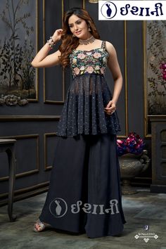 Palazzo Dress For Wedding, Srara With Sort Kurti, Girlish Dresses For Wedding Indian, Sarara Garara Dress, Peplum With Plazo, Disgner Dress, Sarara Design Latest, Sarara With Kurti, Plazo With Kurti