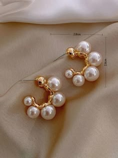 Faux Pearl Decor Hoop Earrings | SHEIN USA Pearl Decor, Stylish Jewelry, Pretty Jewellery, Ear Jewelry