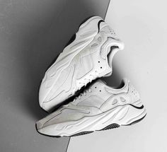 Sneaker Photography, Sneakers Photography, Adidas Yeezy 700, Hype Clothing, Rick Y Morty, Casual Necklaces, Yeezy 700, Shoes Photo