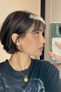 Really Short Hair, Hair Inspiration Short, Shot Hair Styles, Short Bob Haircuts, Short Hair With Bangs, Cut My Hair, Bob Haircut, Short Bob Hairstyles