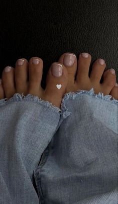 Neutral Nails, Manicure Y Pedicure, Classy Nails, Cute Acrylic Nails, Feet Nails