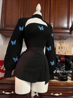 Black Korean, Blue Butterflies, Crochet Clothing And Accessories, Dress Clothes, Really Cute Outfits, Cute Simple Outfits