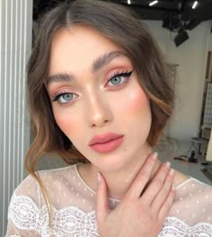 Claudia Neacsu, Trucco Glam, Natural Makeup For Blondes, Boho Wedding Makeup, Natural Summer Makeup, Wedding Hairstyles And Makeup, Natural Glam Makeup, Natural Makeup Tutorial, Glam Makeup Look