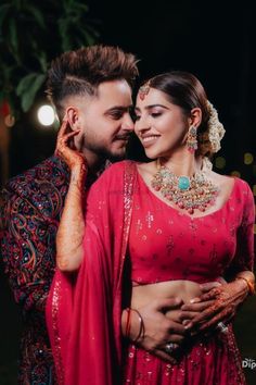 Pria Beniwal, Milind Gaba, Reception Poses, Groom Hairstyle, Millind Gaba, Engagement Portraits Poses, Beautiful Wedding Pictures, Reception Couple