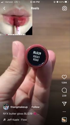 Rocky Road Lip Gloss, Nyx Rocky Road Butter Gloss, Nyx Butter Gloss Rocky Road, Nyx Cosmetics Lipstick, Manhua Lashes, Nyx Lipgloss, Nyx Lip Gloss, Makeup Brush Uses